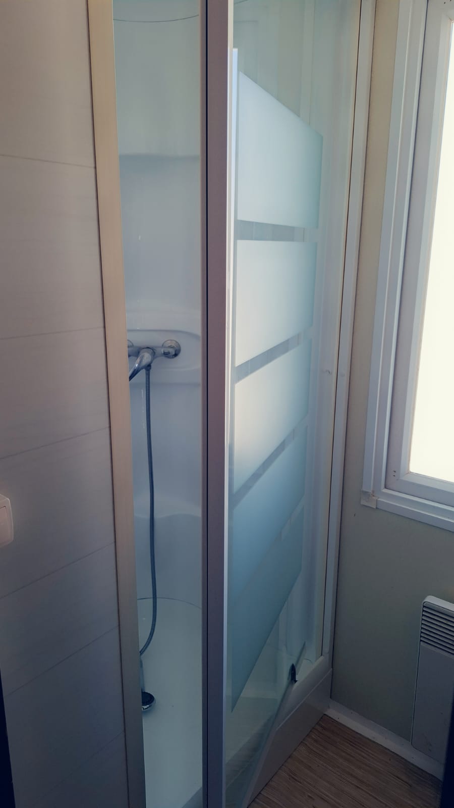 028f40be-5c4d-4fb9-90d5-58982f824121