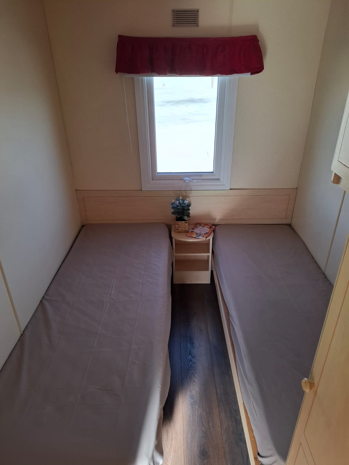 1624e1bc-4454-47ce-ab20-d060e5a568bf