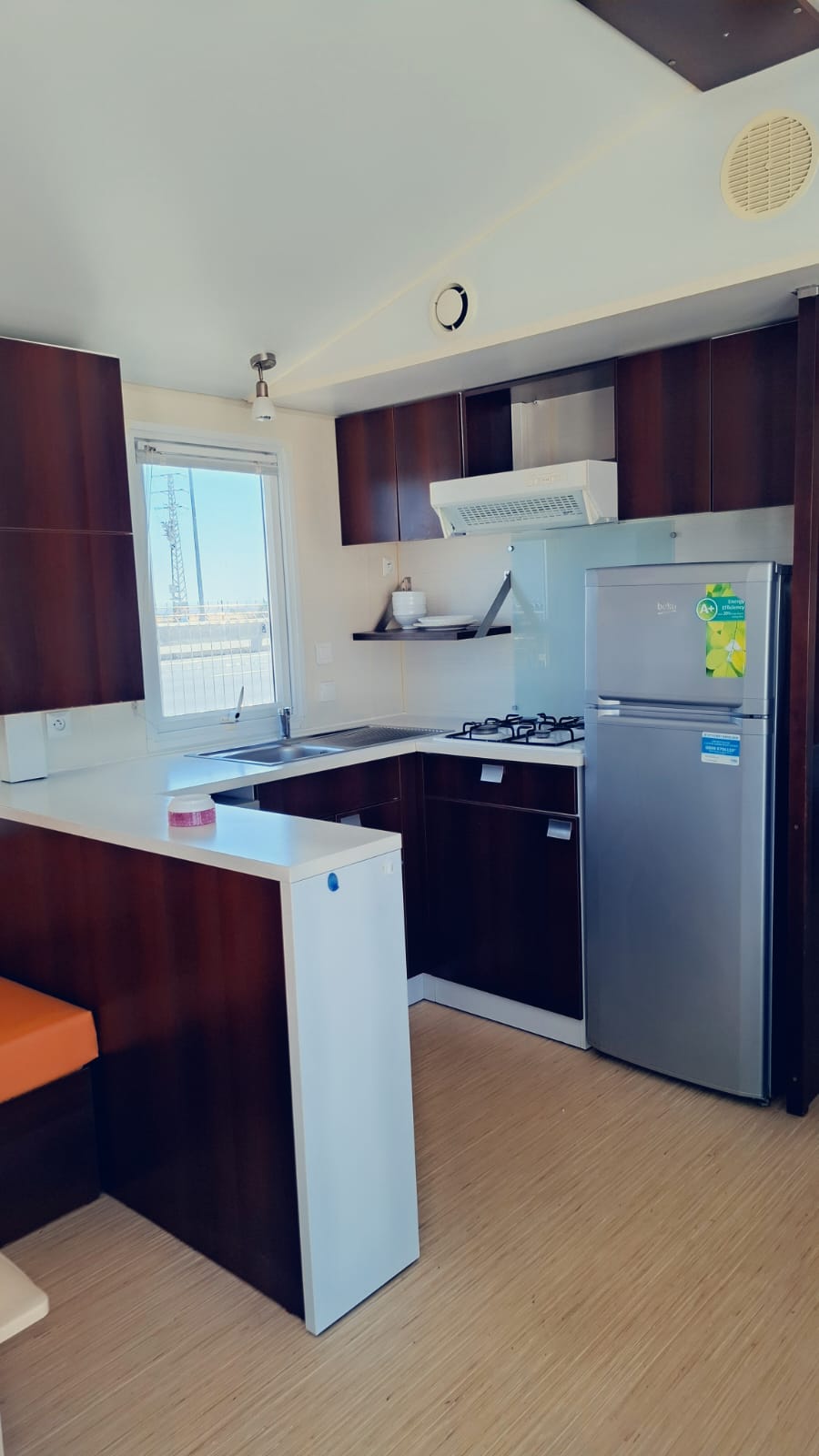 bd4f4515-efcd-4f85-825f-9187f3561590