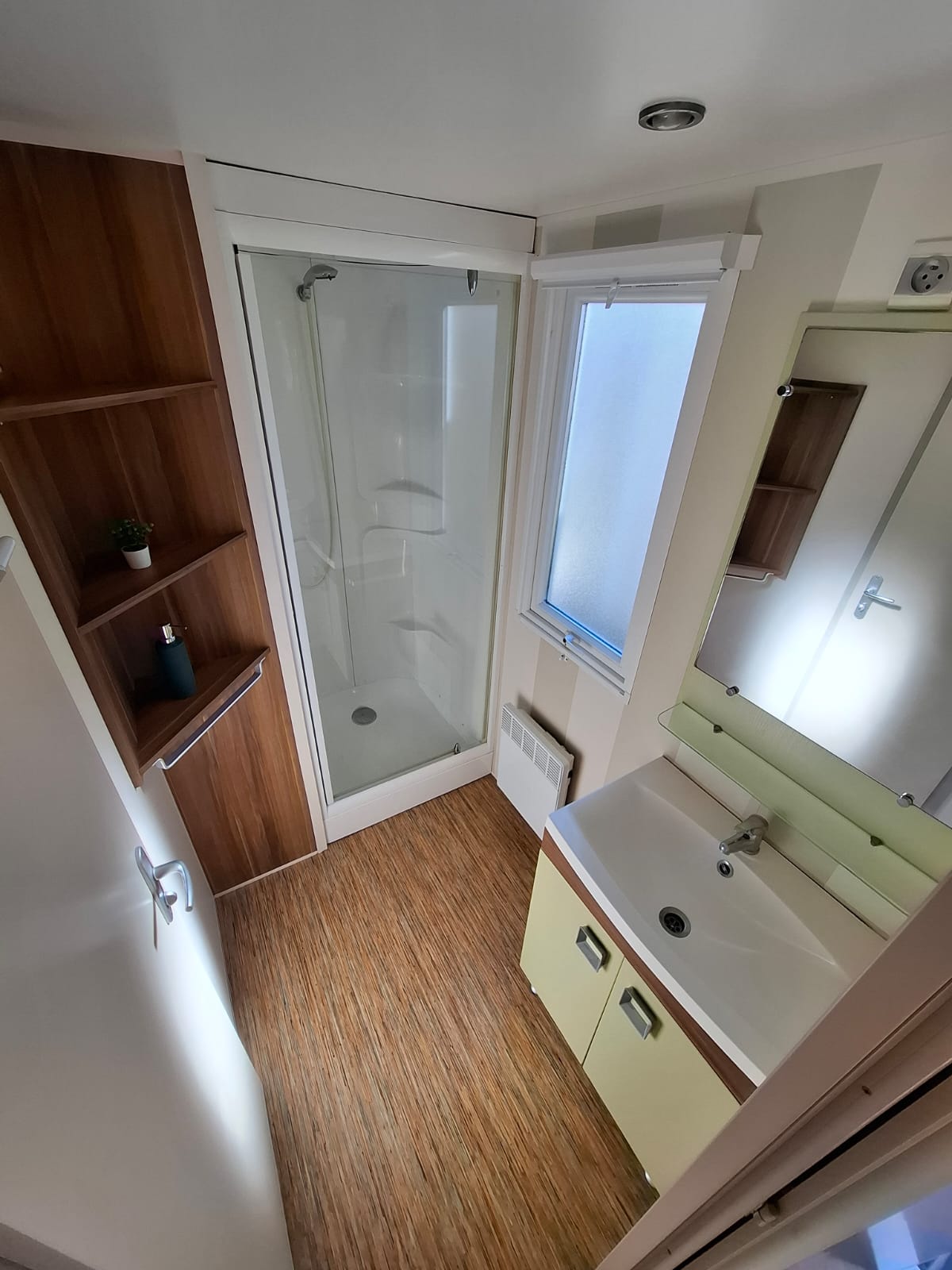 ebc62890-0d8b-4948-8a95-e1a609e5bdae